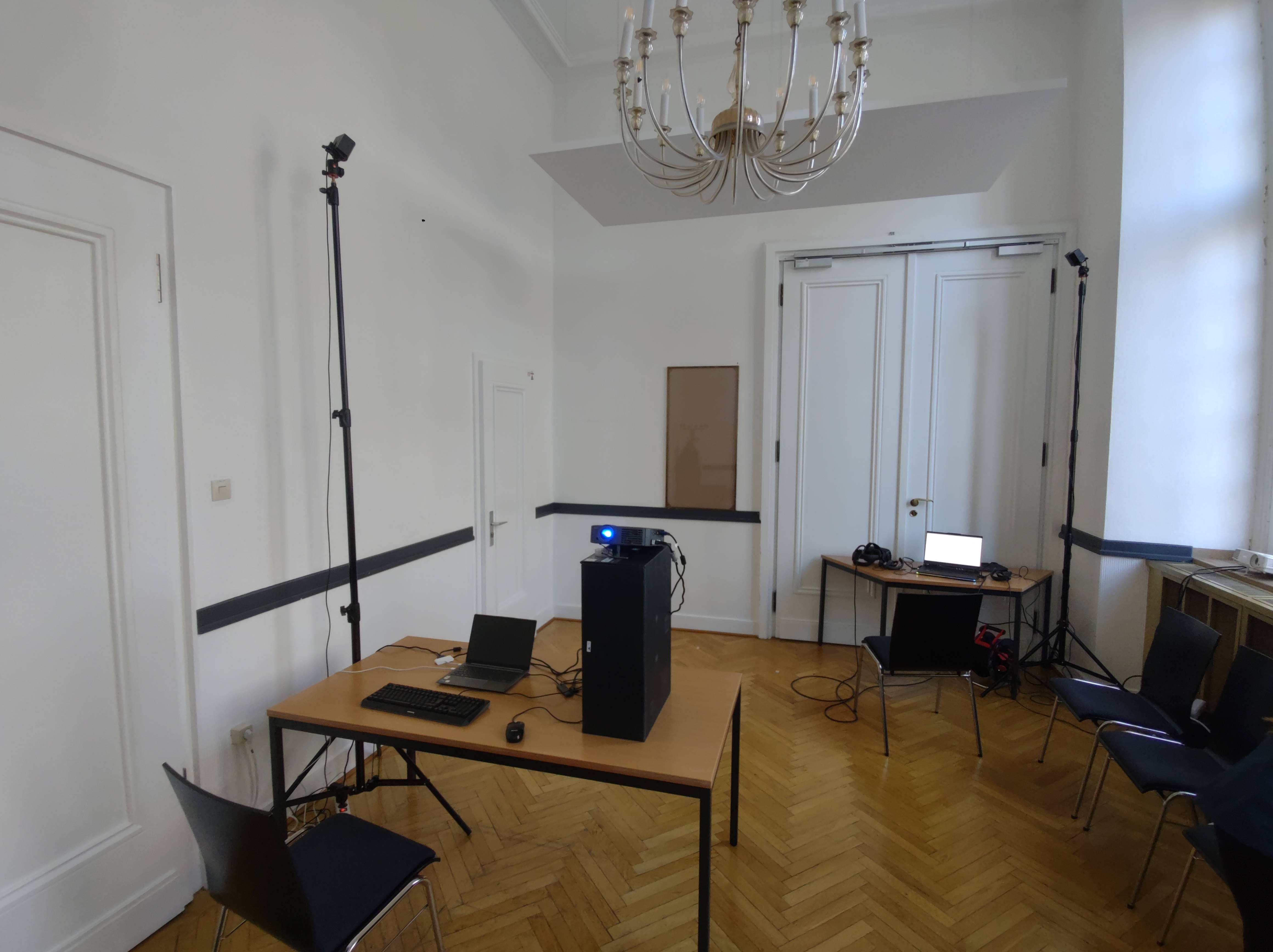 Examination room for testing the PerTRAIN prototype